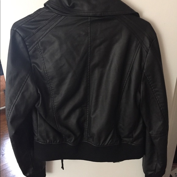 Leather jacket - Picture 2 of 2